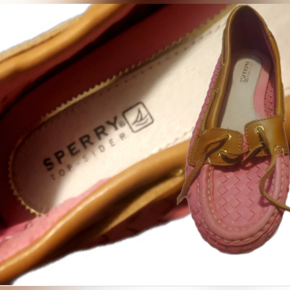 Sperry 7.5 Boat Hot Fuchsia Basket Weave Loafers